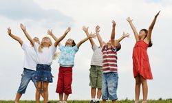 15 Yaş Altına Yasak Geliyor!