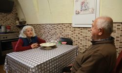 Söylediklerini sadece kendisi anlıyor