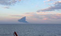 Vali: “Yangın Devam Ediyor, Kurtarma Ekipleri Çalışıyor”