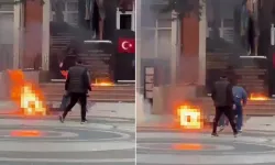 Kaymakamlık önünde kendini yaktı!
