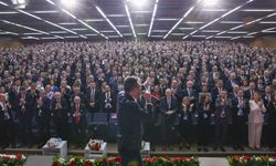 CHP'de Kurultay Günü