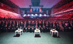 CHP Kurultayında Özel'den İktidar Vurgusu