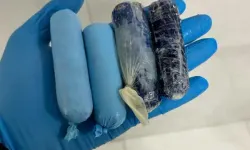 Makatında paket paket uyuşturucu çıktı!
