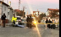 72 yaşındaki adamı namaza giderken vurdu!