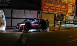 Otel Odasında 1 Otomobilde 2 Kişiyi Öldürdü