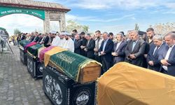 Yangında hayatını kaybedenler son yolculuğa uğurlandı