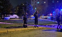 Boşanma Aşamasındaki Eşini Bıçaklayarak Öldürdü