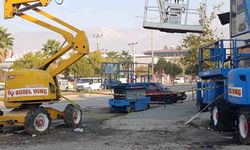 Tabancayla Oynarken Arkadaşını Vurdu