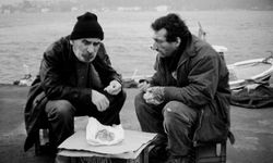 Tabutta Rövaşata Filmi Ne Anlatır?