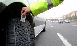 Kış Lastiği Zorunluluğu Başladı: Uymayana 5.856 TL Ceza