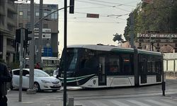 İzmit'te Tramvay Kaza Yaptı! Trafik Felç