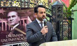 CHP İzmit’ten MEB kararına karşı anlamlı Atatürk anması