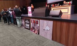 Hürriyet’ten Mecliste Protesto: “Bunlar Ölenlerin Fotoğrafları Korkmayın”