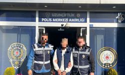 Bilişim Dolandırıcılığı Suçlusuna Kartepe'de Kelepçe