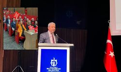 AK Partili Ünlü’ye meclis salonundaki halk tepki gösterdi