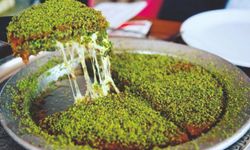 Zirvede Künefe Var!