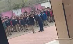 Öğrenciyi Yere Fırlatan Okul Müdürü Görevden Uzaklaştırıldı