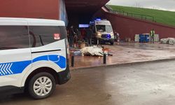 İzmit'te Bir İşçi 3 Metrelik Boş Akvaryuma Düştü!