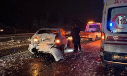 3 otomobil, 2 tır, 1 yolcu otobüsü ve 1 kamyonet birbirine girdi