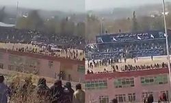 13 Yaşındaki Çocuk 80 Bin Kişi Önünde Can Aldı