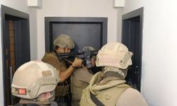Kocaeli’de Jandarma Özel Harekatlı Operasyon!