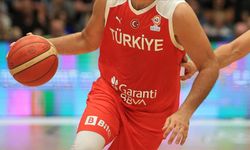 Milli basketbolcu balkondan düşerek hayatını kaybetti