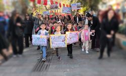 Kocaeli’de Renkli ve “Özel Yürüyüş”