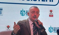 Başkan Büyükakın: "Dipteki çamuru almadığımız sürece canlıların yaşama şansı yok"