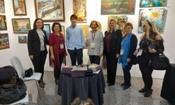 Derinceli Genç Yazar İstanbul’da Kitaplarını İmzaladı