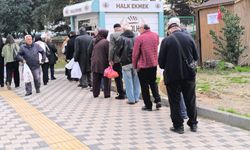 Halk Ekmek Sırası, Darboğazın Fotoğrafı