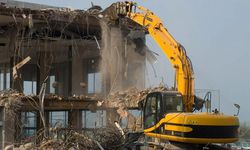 İzmit Belediyesi Kaçak Yapıları Yıkacak Kimseyi Bulamadı
