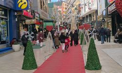 İzmitliler Fethiye Podyumundan 2026'ya Yürüyor