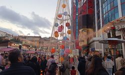 İzmit’te Yılbaşı Heyecanı Başladı İşte O An'lar