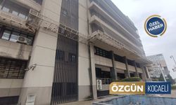 İzmit'in Göbeğinde Tehlike Saçıyor!