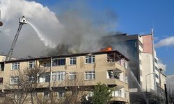 Çatı onarımı faciaya döndü: Membran alev aldı