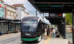 Kocaeli'de Tramvay Ücretsiz Oldu