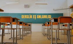 Derslik Eş Anlamlısı Nedir? Derslik Kelimesinin Eş Anlamlısı