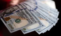 Piyasalarda Dolar ve Euro Günü Yükselişle Açtı