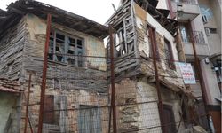 İzmit'in tarihe tanıklık eden evleri restorasyon bekliyor