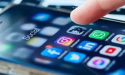 Sosyal Medyaya 15 Yaş Sınırı Geliyor