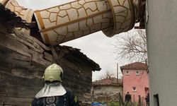Fırtına Minareyi Devirdi!