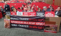 KBB Meclisinde Pankartlı Protesto!