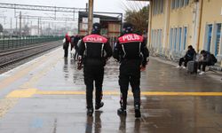 Kocaeli’de “Huzurlu Sokaklar” Uygulaması: 37 Aranan Şahıs Yakalandı