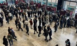 Gergin kongrede yönetimler belirlendi oy kullanma başladı