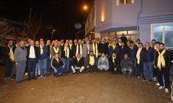 Pazarcı esnafından Başkan Kumsar’a yoğun ilgi