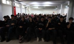 ESA mühendisi Kocaelili öğrencilerle buluştu: Uzay çalışmaları ve kariyer fırsatları anlatıldı