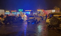 16 Araç Birbirine Girdi! ''Gelen vurdu, Giden Vurdu!''