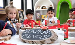 Lokomotif’te ilk ders zili “Bayrak Sevgisi” ile çaldı