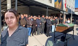 Yolun Karşısına Geçerken Can Vermişti: Gözyaşlarıyla Defnedildi