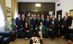 Veteriner hekimlerden Başkan Özgür Özel’e “temsil” vurgusu